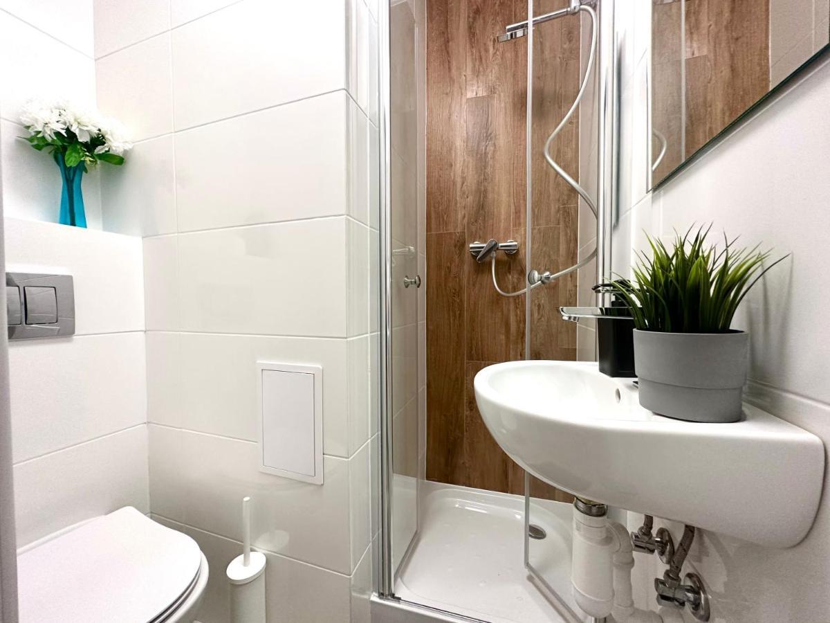 Mmrent Flora Room Gdańsk Eksteriør bilde